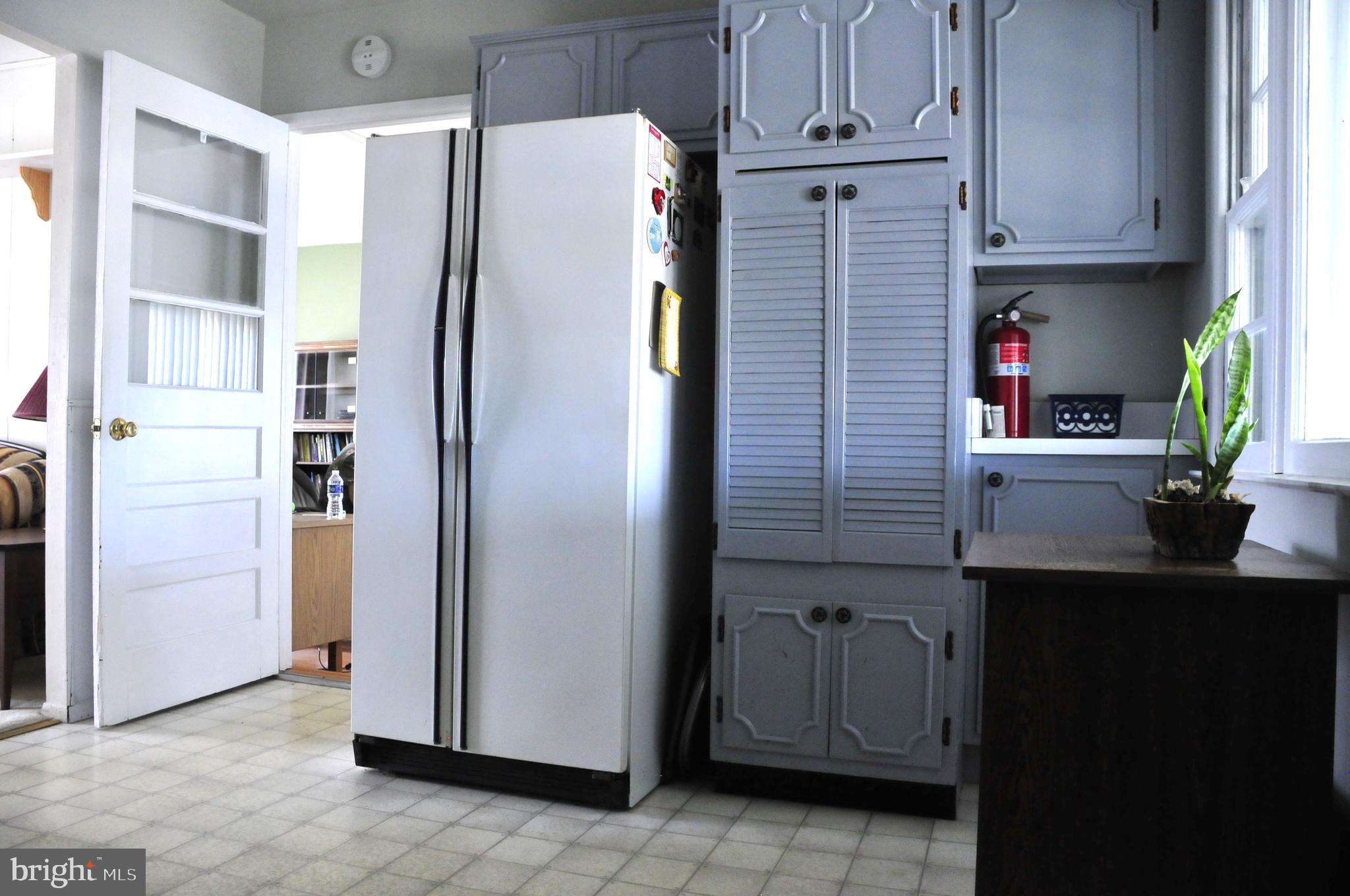33 West Thames Road Little Egg Harbor, NJ 08087 - Photo 3 of 25