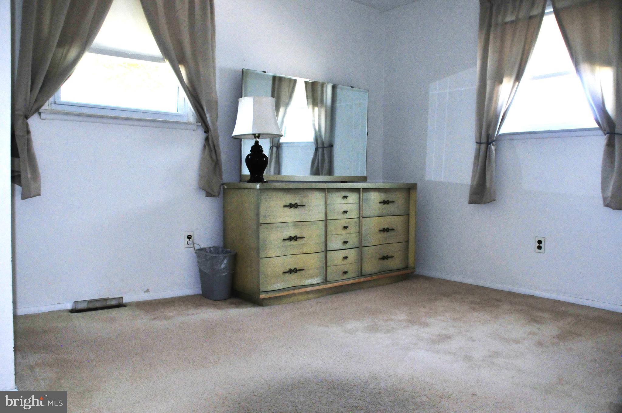 33 West Thames Road Little Egg Harbor, NJ 08087 - Photo 6 of 25