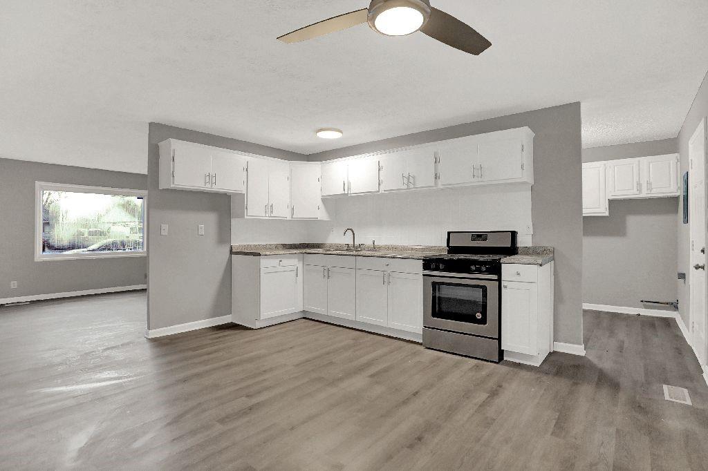 9914 Montery Road Indianapolis, IN 46235 - Photo 11 of 38