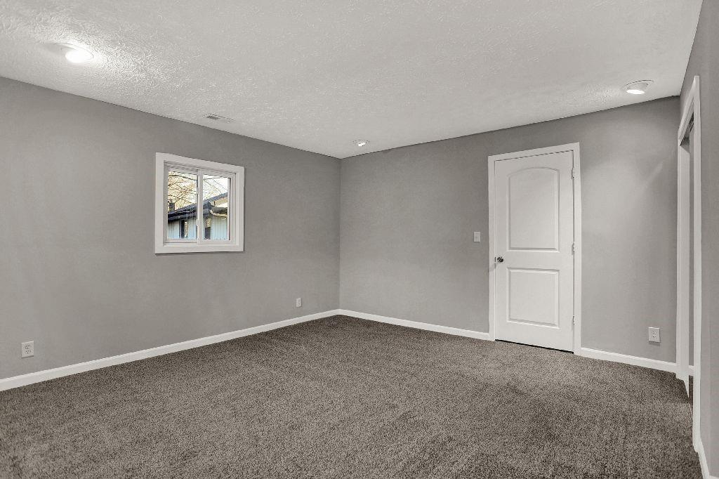 9914 Montery Road Indianapolis, IN 46235 - Photo 17 of 38
