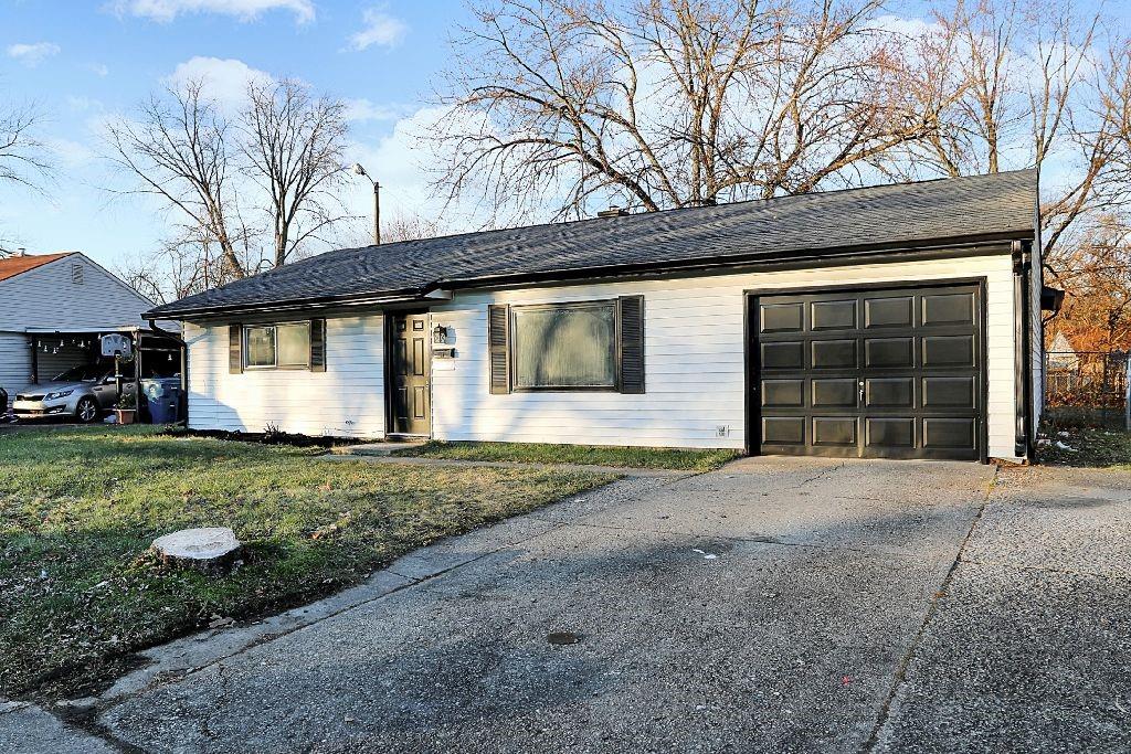 9914 Montery Road Indianapolis, IN 46235 - Photo 3 of 38