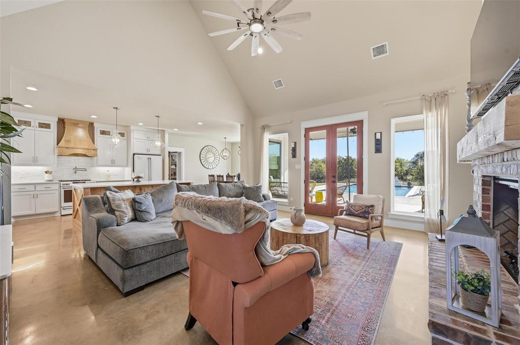 350 Rolling Rnch Boulevard Alvord, TX 76225 - Photo 17 of 30 a living room with furniture and a large window