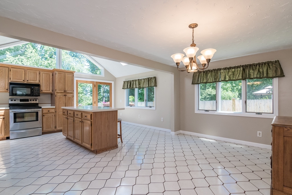 1466-1468 Page Boulevard Springfield, MA 01104 - Photo 6 of 42