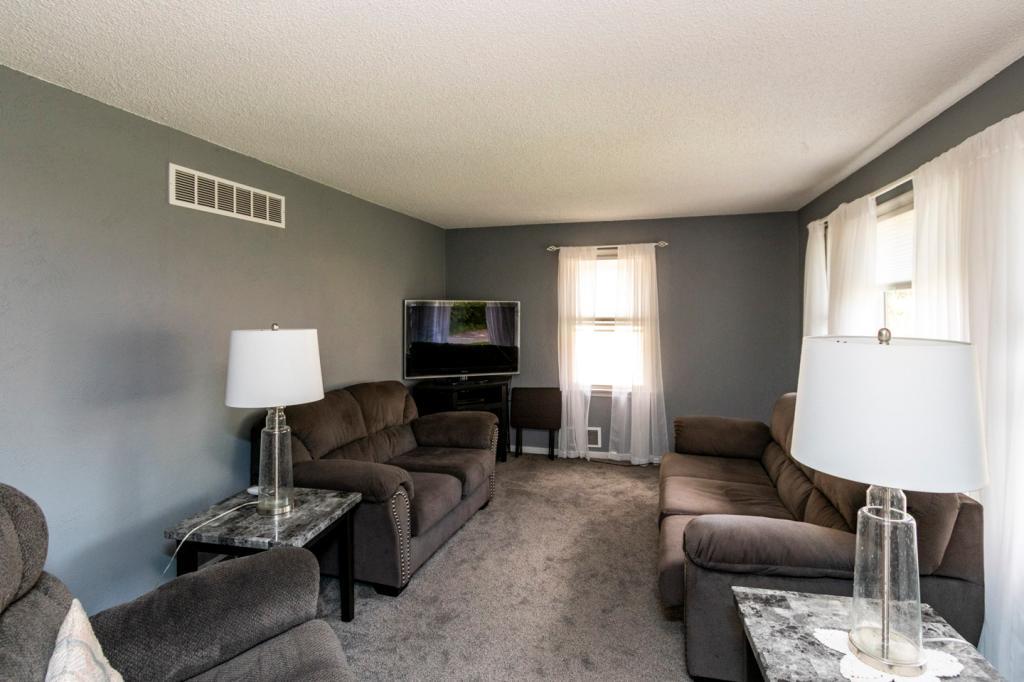 2114 15th Street Southeast Rochester, MN 55904 - Photo 7 of 23