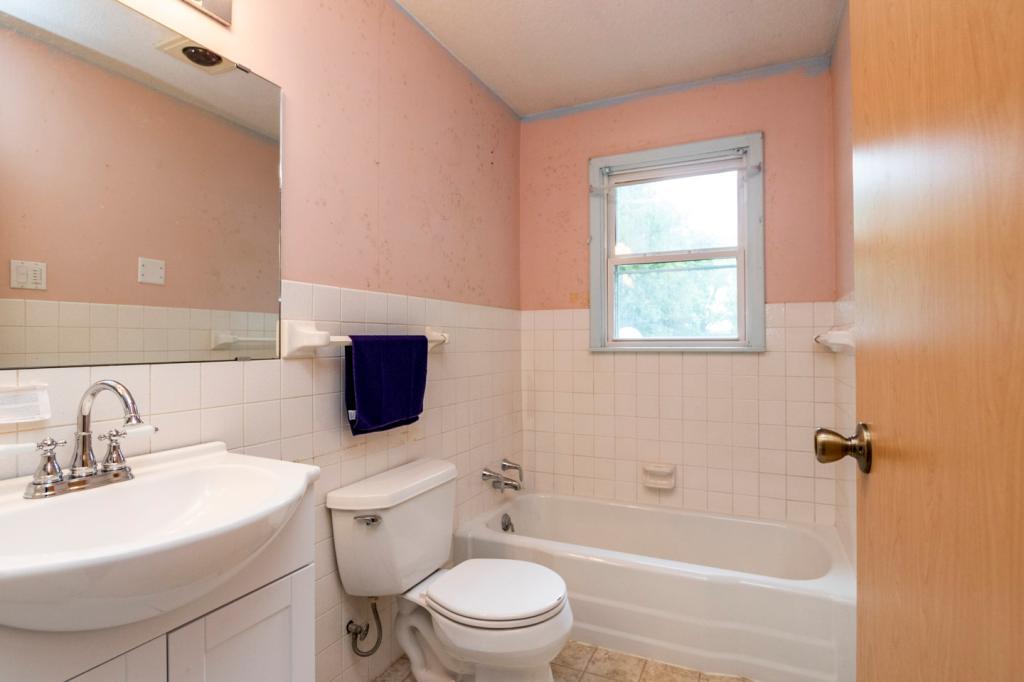 2114 15th Street Southeast Rochester, MN 55904 - Photo 8 of 23