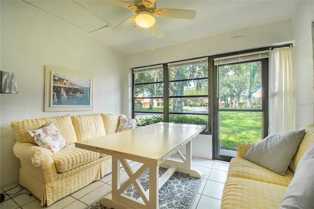 $1,900 | 2573 Oakleaf Lane, Unit 39A, Clearwater, FL 33763