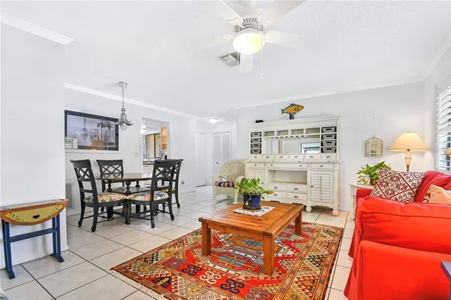 $1,900 | 2573 Oakleaf Lane, Unit 39A, Clearwater, FL 33763