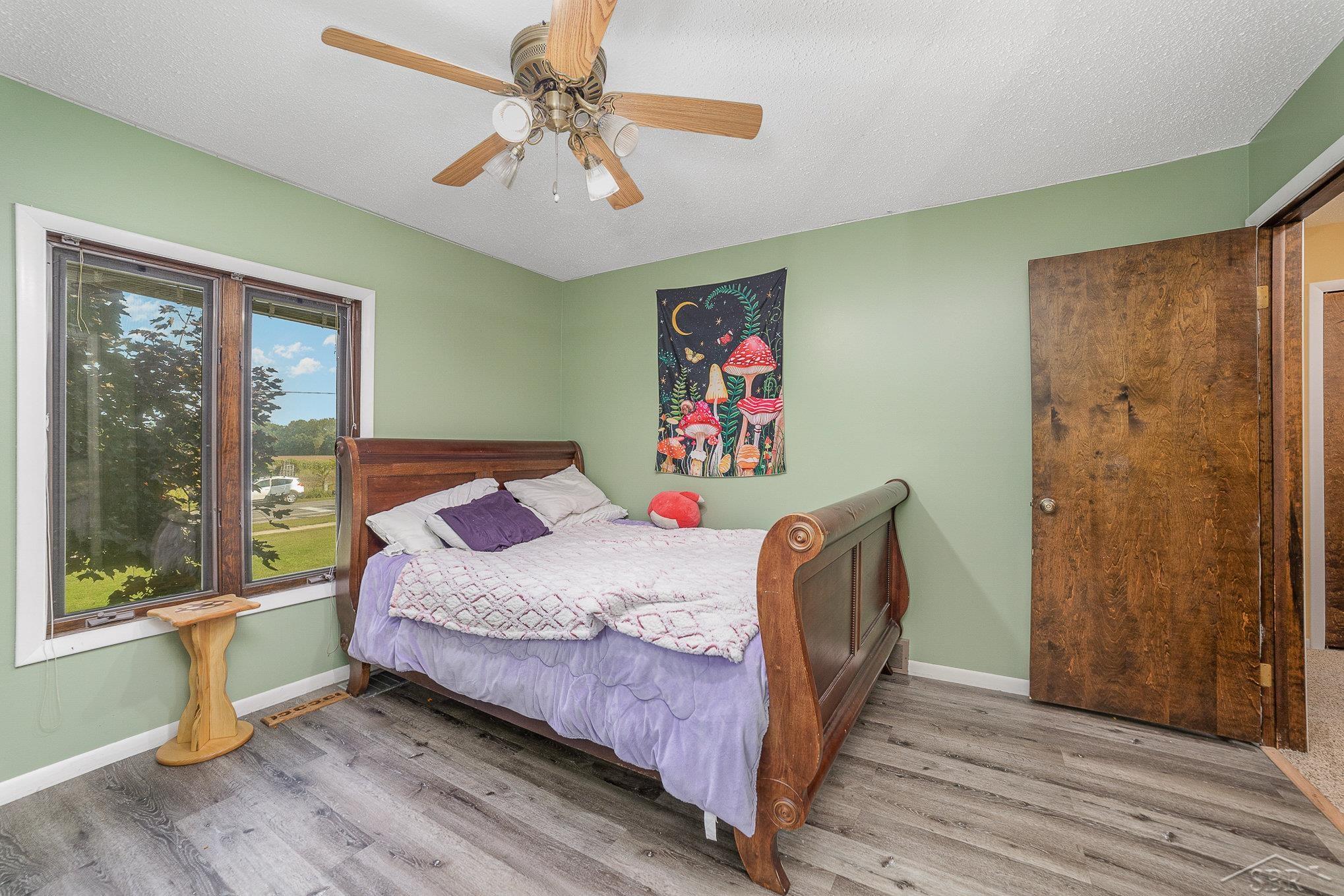 1544 South Miller Road Saginaw, MI 48609 - Photo 18 of 47 50133771-BB88306E-1009-4DDB-BEC3-EDA078F32C8E.JPG