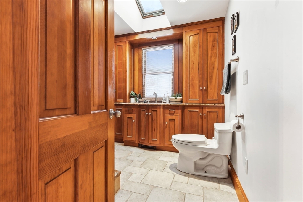 246 Echo Cove Road Hamilton, MA 01982 - Photo 14 of 42