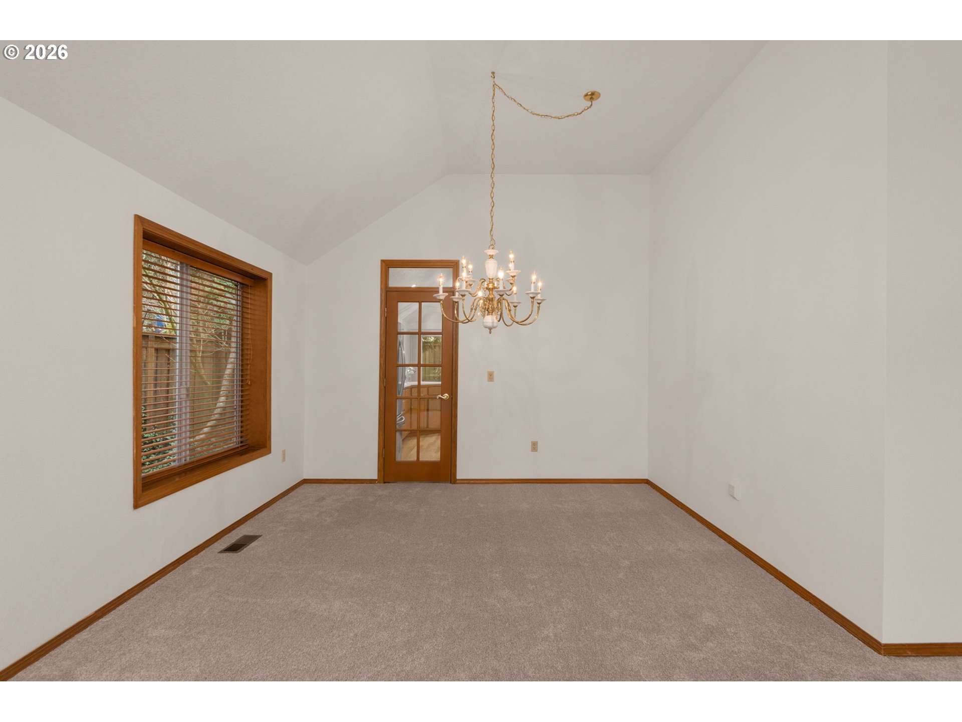 575 Southwest 166th Avenue Beaverton, OR 97006 - Photo 11 of 22