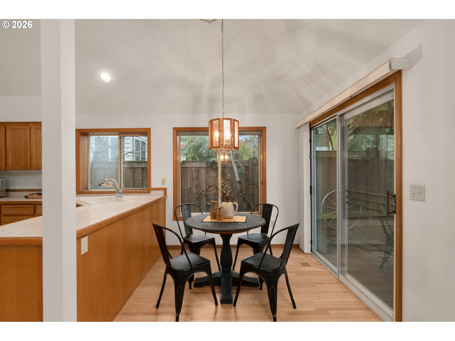 575 Southwest 166th Avenue Beaverton, OR 97006 - Photo 8 of 22