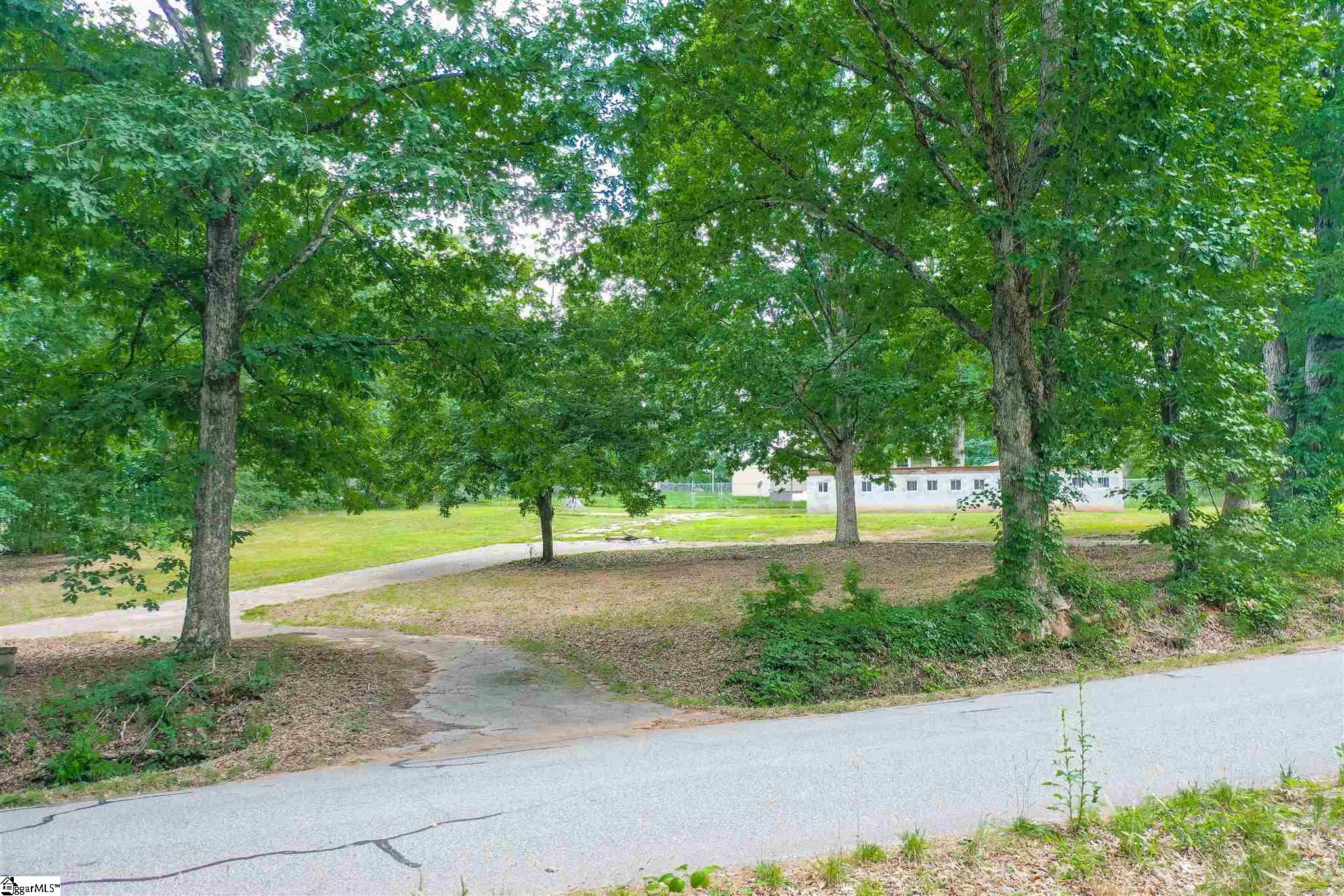 11 Rainey Road Greenville, SC 29609 - Photo 4 of 12
