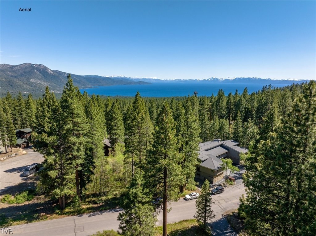 685 Wilson Way, Unit 4 Incline Village, NV 89451 - Photo 3 of 41