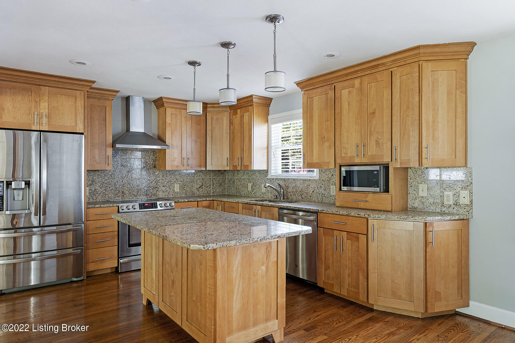 4012 Leland Road Louisville, KY 40207 - Photo 8 of 33 Eat-In Kitchen
