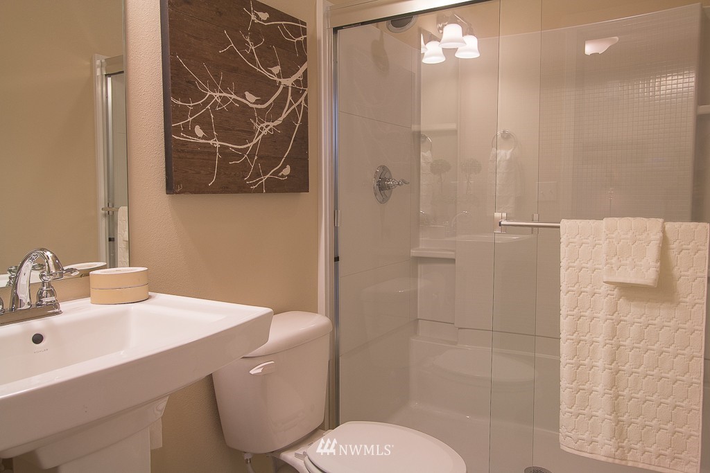 3602 176th Place Southeast, Unit 2036 Bothell, WA 98012 - Photo 11 of 25 Gallery Image 11