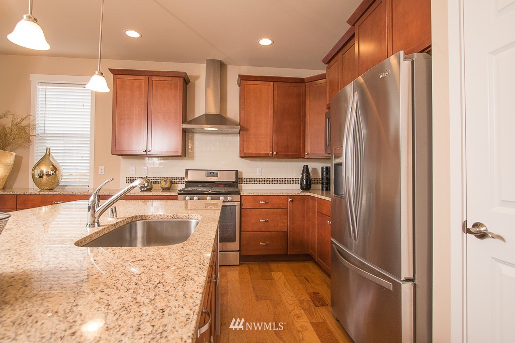 3602 176th Place Southeast, Unit 2036 Bothell, WA 98012 - Photo 5 of 25 Gallery Image 5
