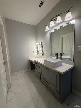 $3,400 | 2504 Red Raider Avenue, Edinburg, TX 78542