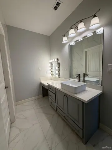 $3,950 | 2504 Red Raider Avenue, Edinburg, TX 78542