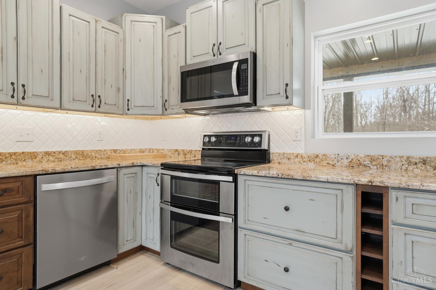 12703 Harris Road Germantown, OH 45327 - Photo 19 of 69