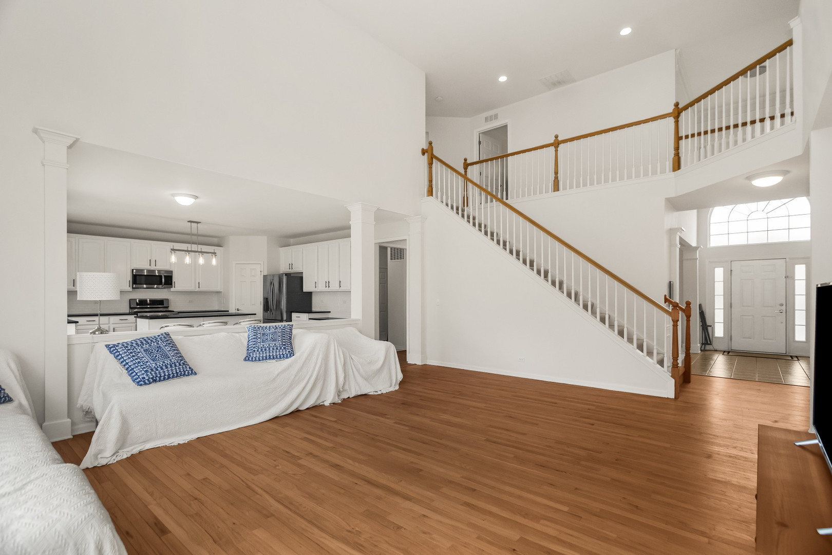 282 Crabapple Street Bolingbrook, IL 60490 - Photo 3 of 23 a view of kitchen with sink microwave and stove