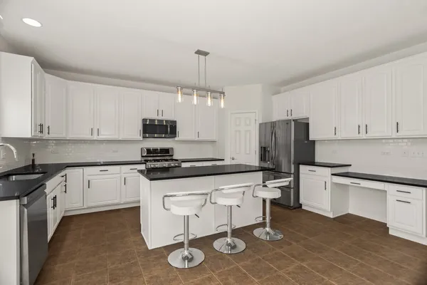 $532,500 | 282 Crabapple Street, Bolingbrook, IL 60490