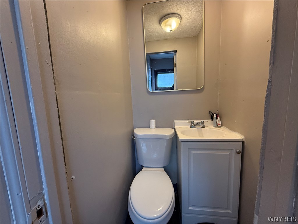 121 Riverside Avenue Buffalo, NY 14207 - Photo 8 of 17