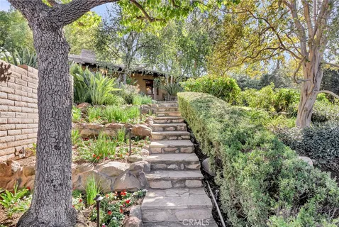 $2,999,900 | 6146 Hawarden Drive, Riverside, CA 92506