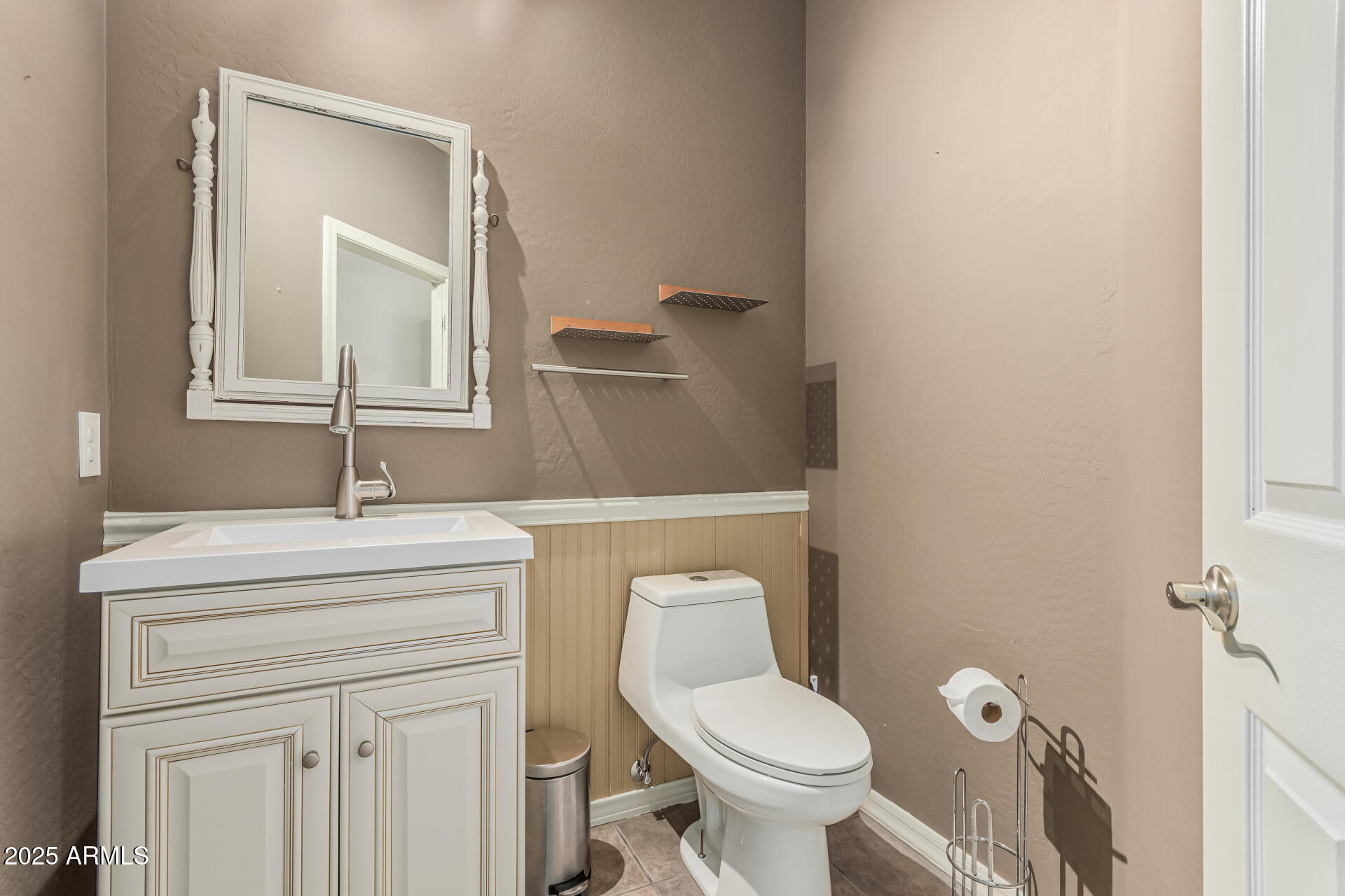 5752 South Crossbow Place Chandler, AZ 85249 - Photo 37 of 51 powder room