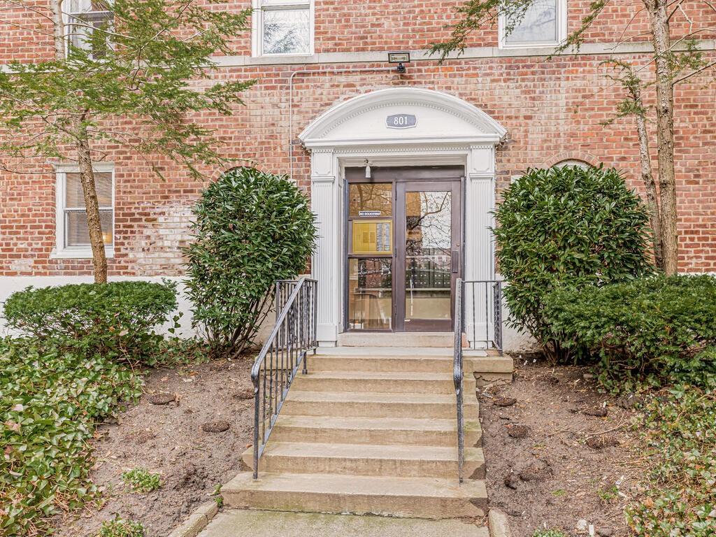 801 Bronx River Road, Unit 5J Bronxville, NY 10708 - Photo 1 of 1 Welcome to 801 Bronx River road!