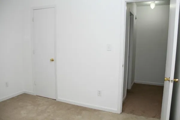 $850 | 1375 Thompsonville Lane, Unit 1A, Oak Grove, KY 42262