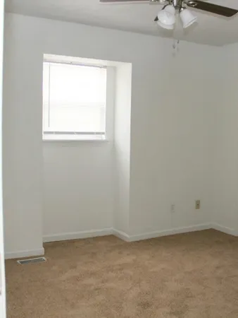 $850 | 1375 Thompsonville Lane, Unit 1A, Oak Grove, KY 42262