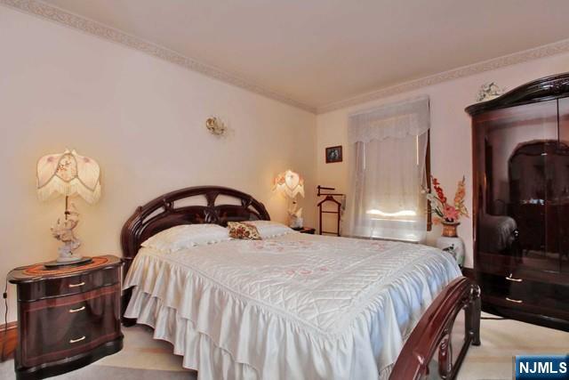 333 Henry Street Hasbrouck Heights, NJ 07604 - Photo 13 of 27