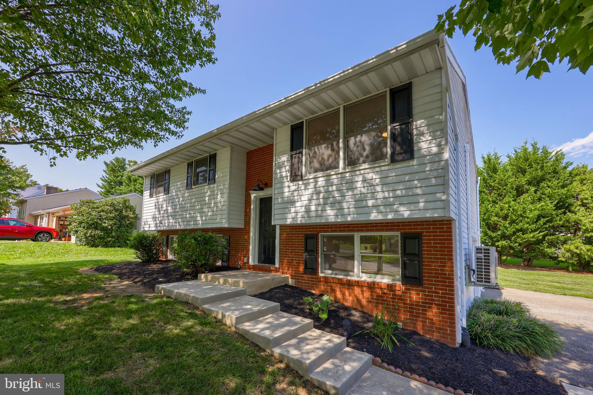 35 Hoover Road Lancaster, PA 17603 - Photo 4 of 46 Gallery Image 4