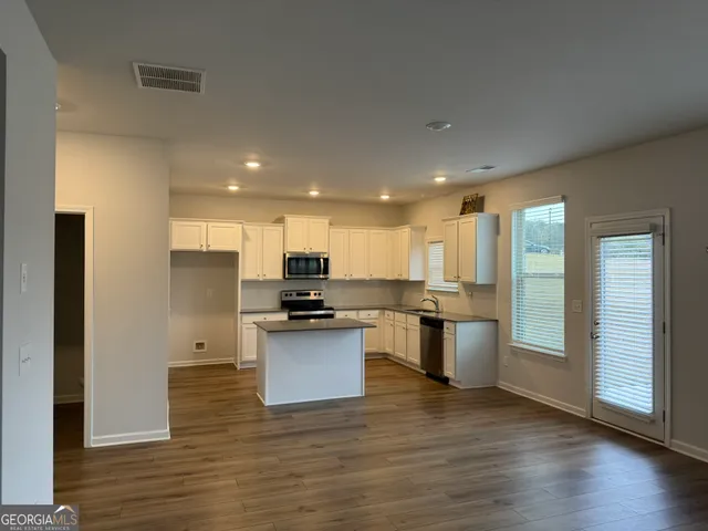 $429,000 | 417 Sawmill Trace, Hampton, GA 30228