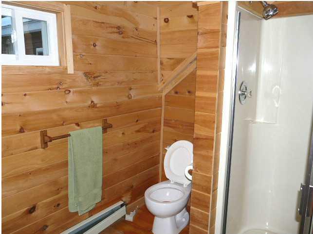28 Warren Road Buxton, ME 04093 - Photo 8 of 16 Bathroom. upstairs