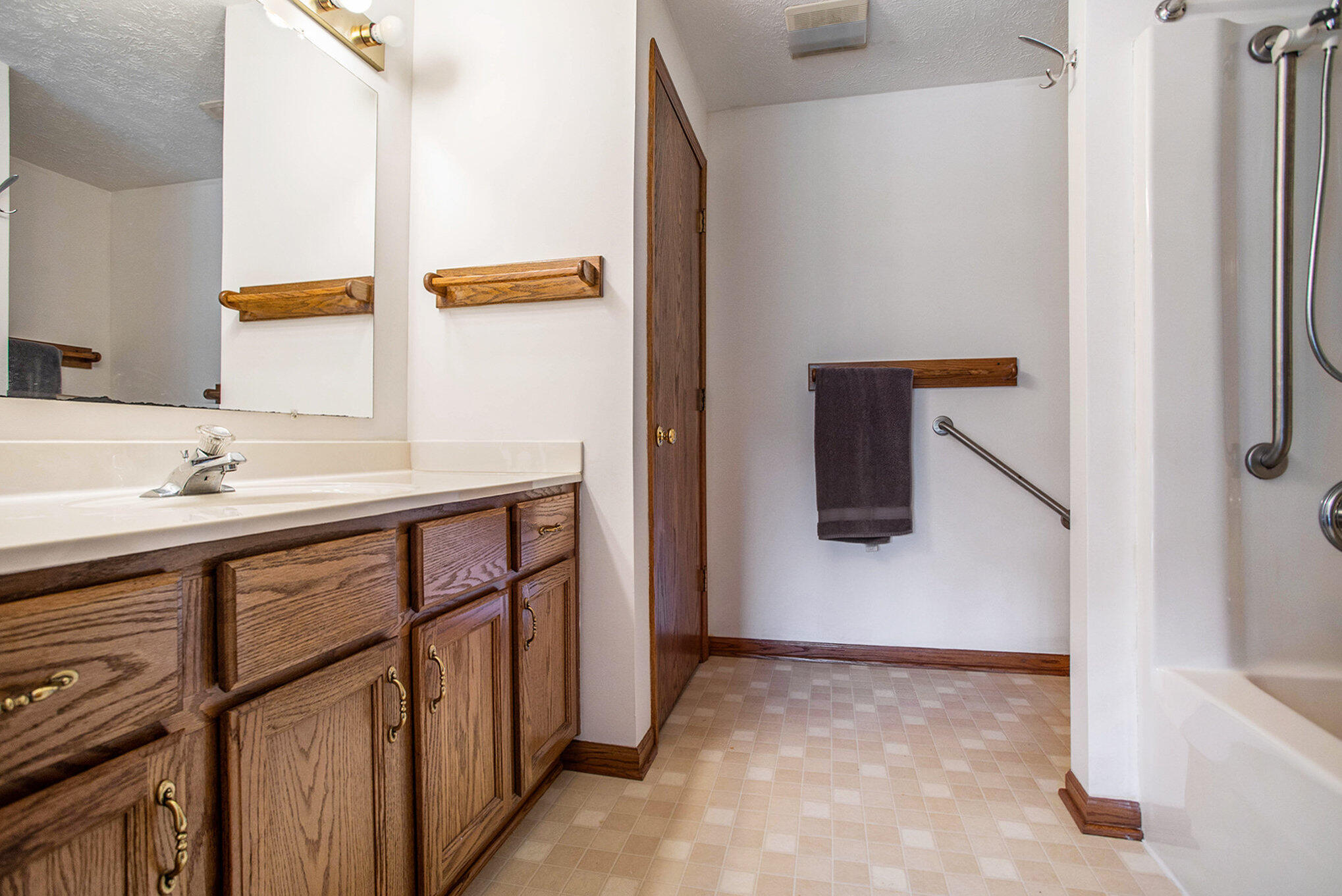 7060 Marshall Road Olivet, MI 49076 - Photo 24 of 35 Lower Bath