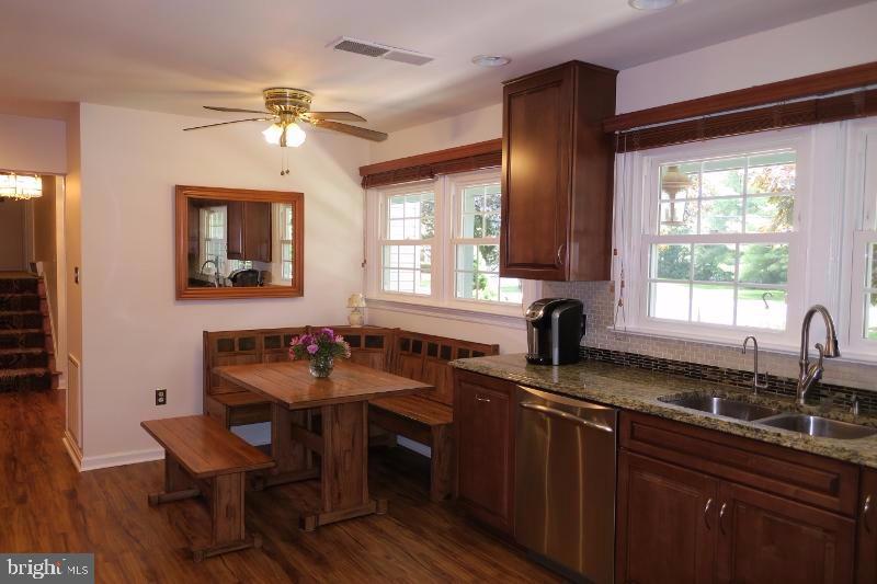2701 Brookfield Road Lancaster, PA 17601 - Photo 8 of 36