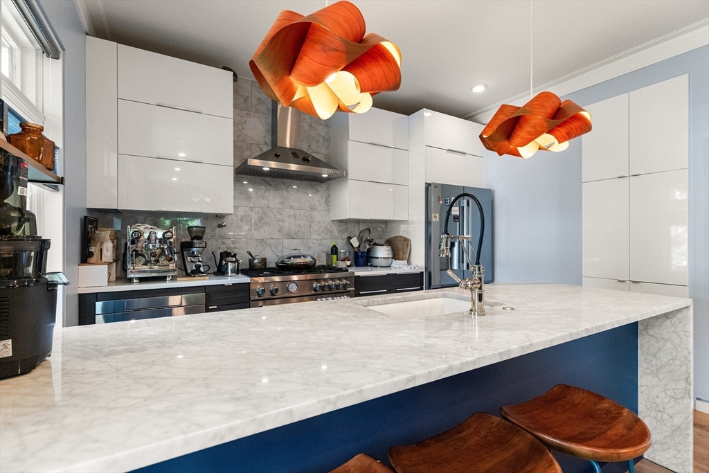 55 Reed Street, Unit 55 Cambridge, MA 02140 - Photo 9 of 29