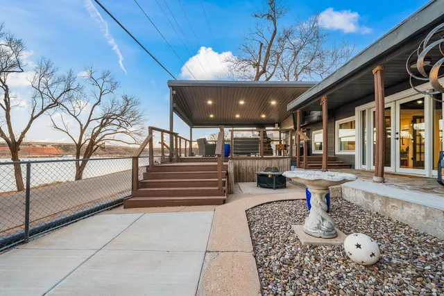 $450,000 | 122 Pony Express Trail, Lubbock, TX 79404