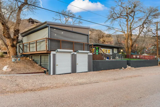 $450,000 | 122 Pony Express Trail, Lubbock, TX 79404