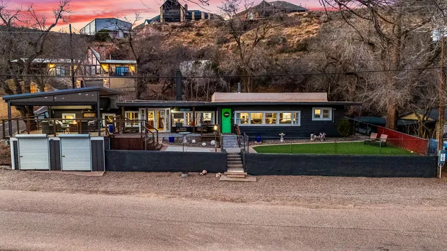 $450,000 | 122 Pony Express Trail, Lubbock, TX 79404