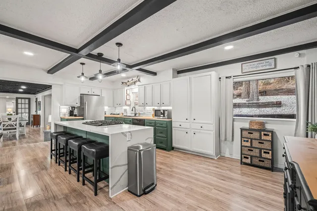 $450,000 | 122 Pony Express Trail, Lubbock, TX 79404