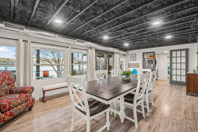 $450,000 | 122 Pony Express Trail, Lubbock, TX 79404