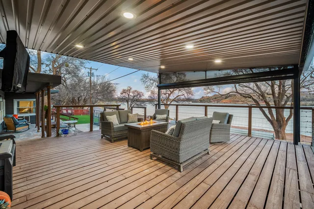 $450,000 | 122 Pony Express Trail, Lubbock, TX 79404