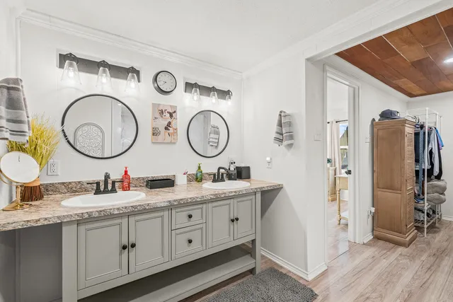 $450,000 | 122 Pony Express Trail, Lubbock, TX 79404