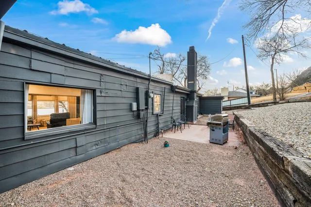 $450,000 | 122 Pony Express Trail, Lubbock, TX 79404