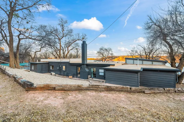 $450,000 | 122 Pony Express Trail, Lubbock, TX 79404