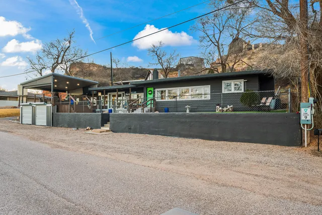 $450,000 | 122 Pony Express Trail, Lubbock, TX 79404