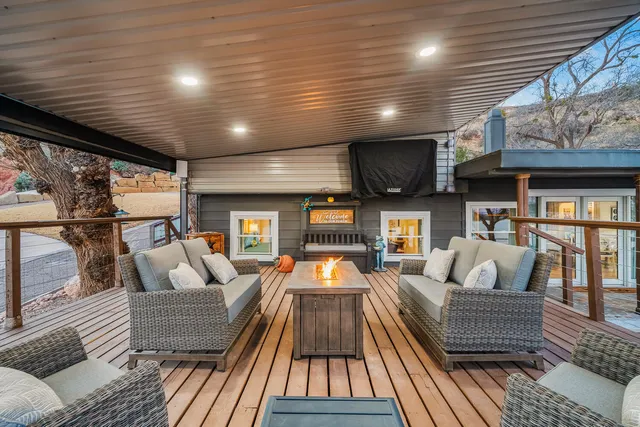 $450,000 | 122 Pony Express Trail, Lubbock, TX 79404