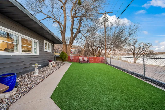 $450,000 | 122 Pony Express Trail, Lubbock, TX 79404